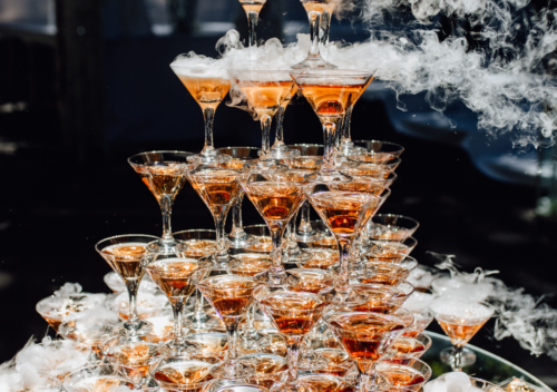 Champagne Tower – spektakularna atrakcja weselna