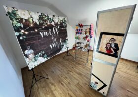 Fotobudka – nieśmiertelna atrakcja na wesele